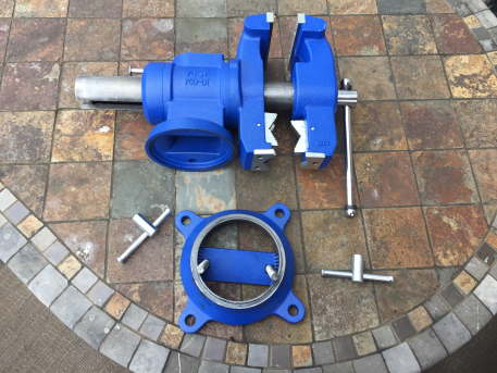 an image showing the component parts of swivel multi jaw vise